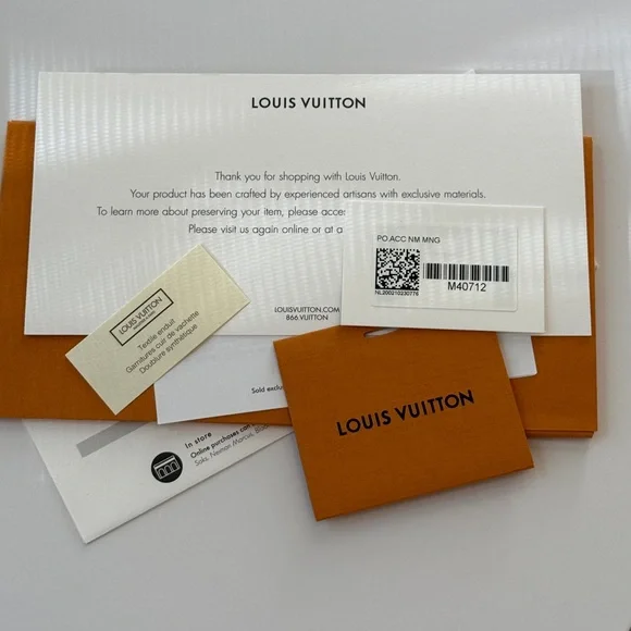 Louis Vuitton Pochette Accesoires - Picture 3 of 7